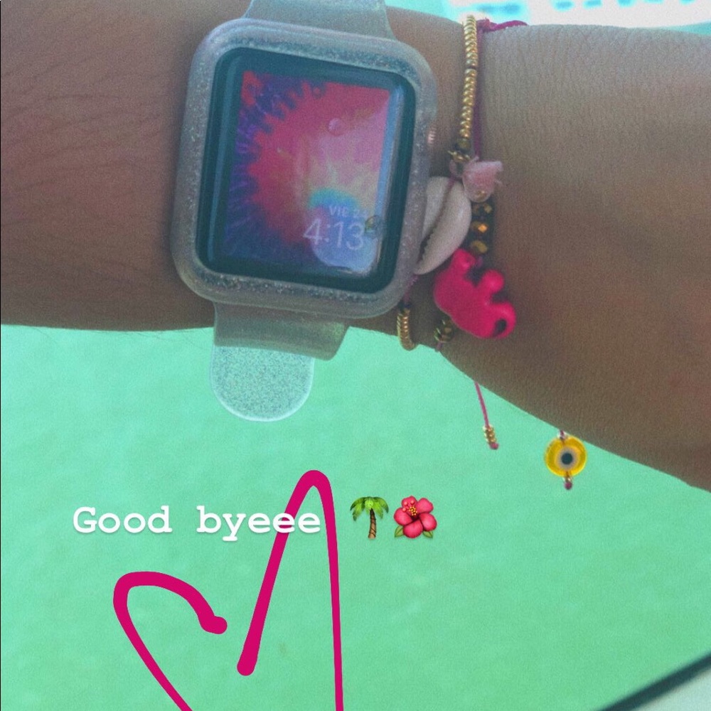 Meet your Posher, Ninoshka